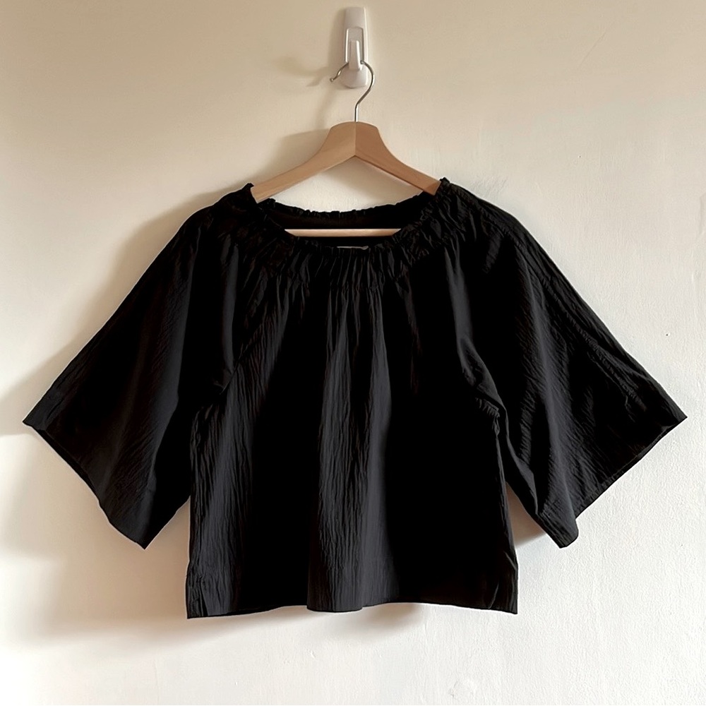 Everlane Black Gathered Neck Short-Sleeve Blouse - Picture 3 of 12